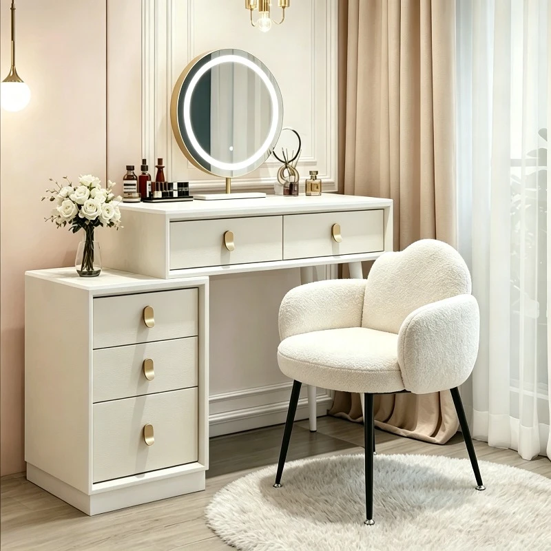 Cloud Fleece Makeup Chair