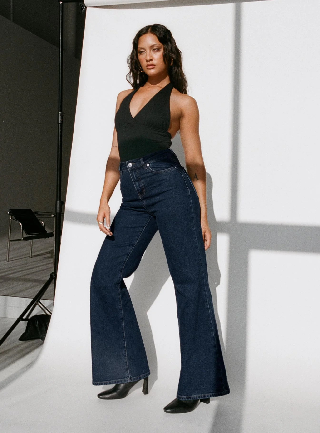 Thearlie High Flare Jean Dark Wash