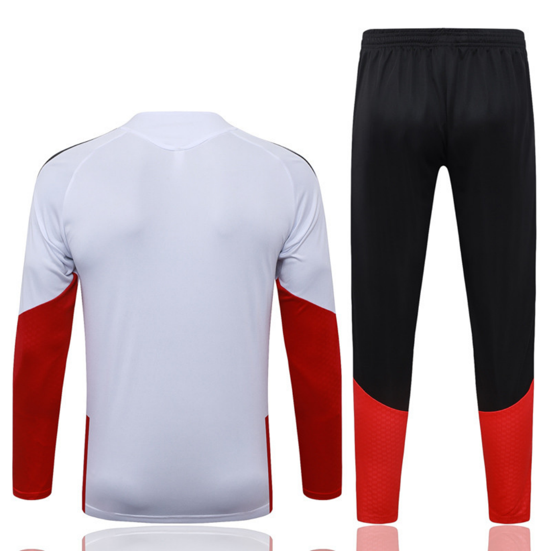 River Plate 1/4 Zipper Sweat Kit(Top+Pants) 2026/27