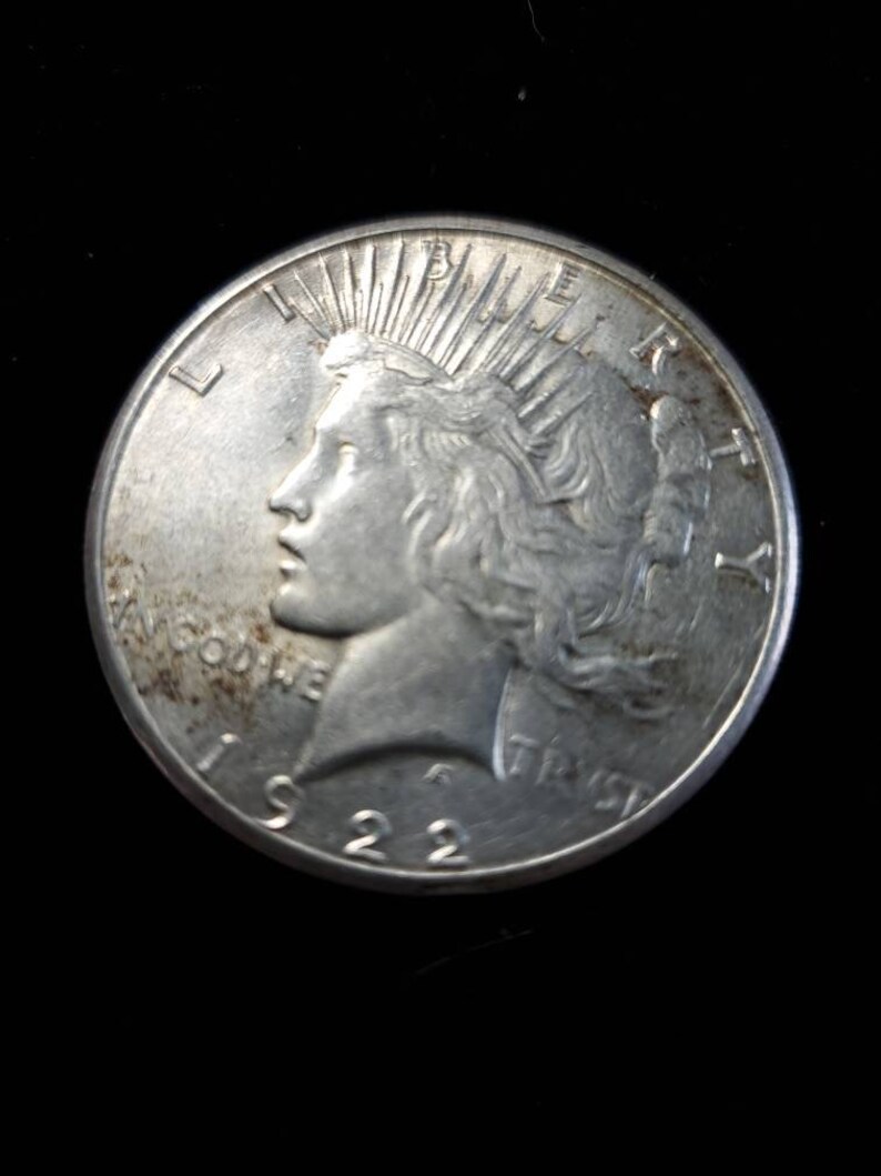 1922 S Silver Peace Dollar  AU -  Key date Lot# 959 - usacoinsstore