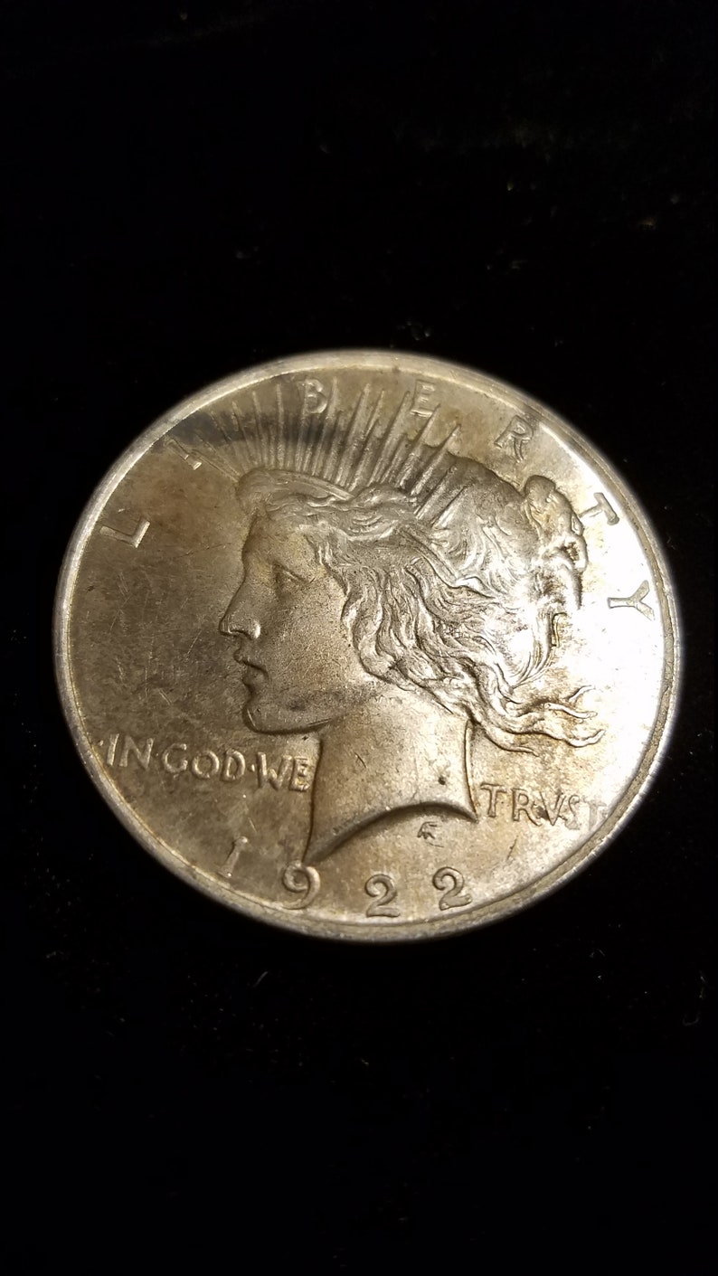 1922 Silver Peace Dollar  BU !  Lot# 802 - usacoinsstore