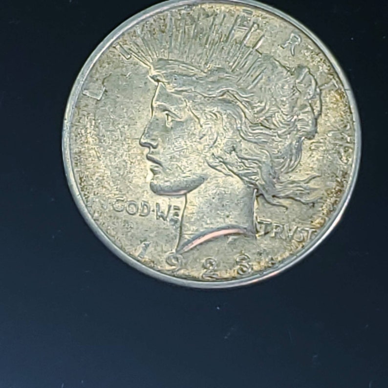 1923 S  Silver Peace Dollar ! AU - Key date Lot# 399 - usacoinsstore