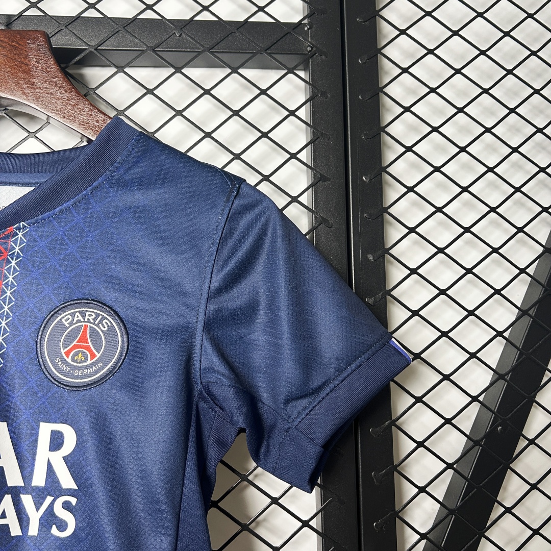 Kid's Paris Saint-Germain PSG Home Kit 2025/26