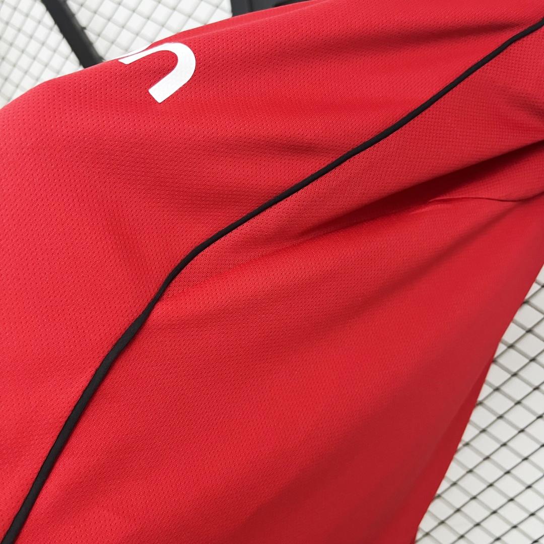 Manchester United Home Jersey 2025/26