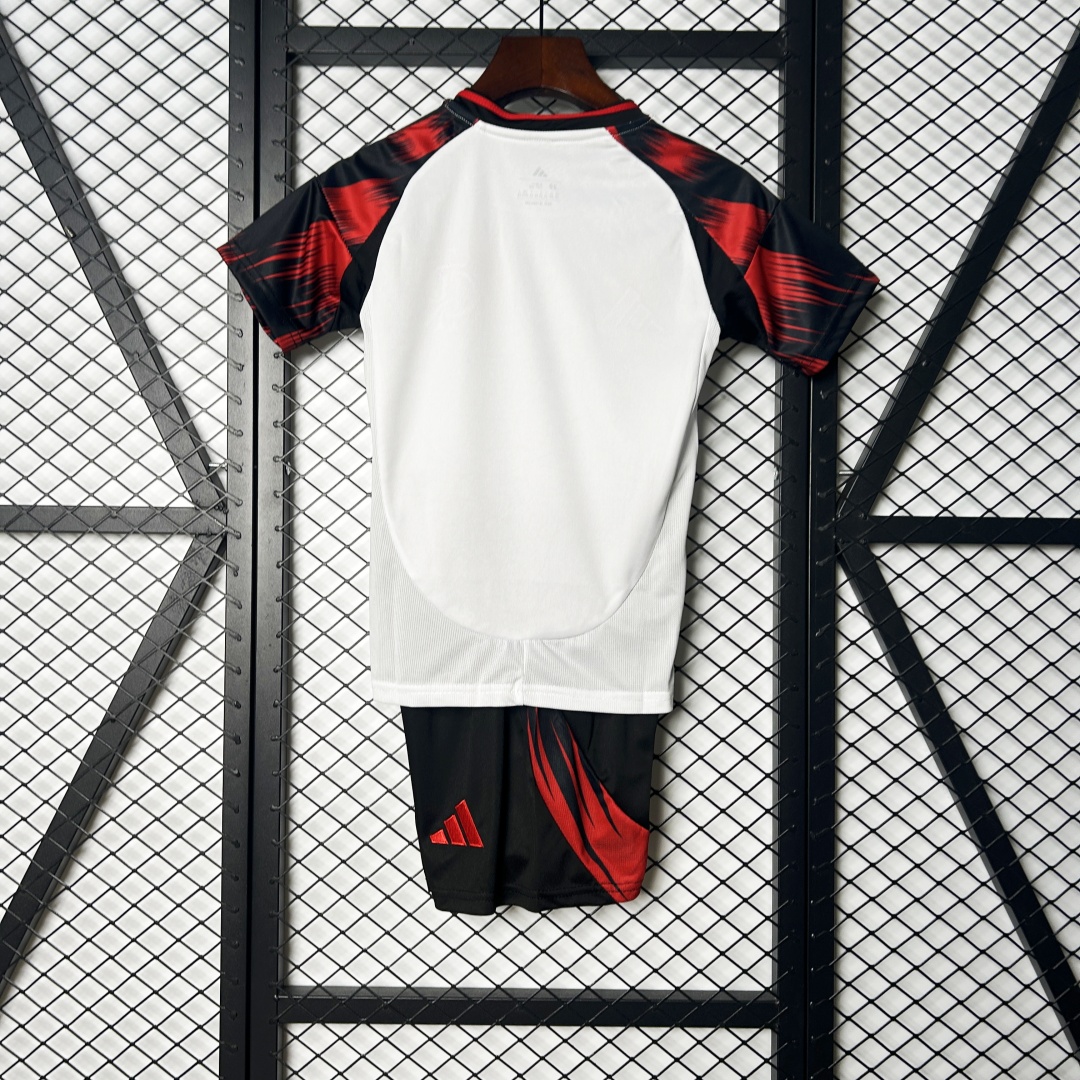 Kid's Flamengo Away Kit 2025