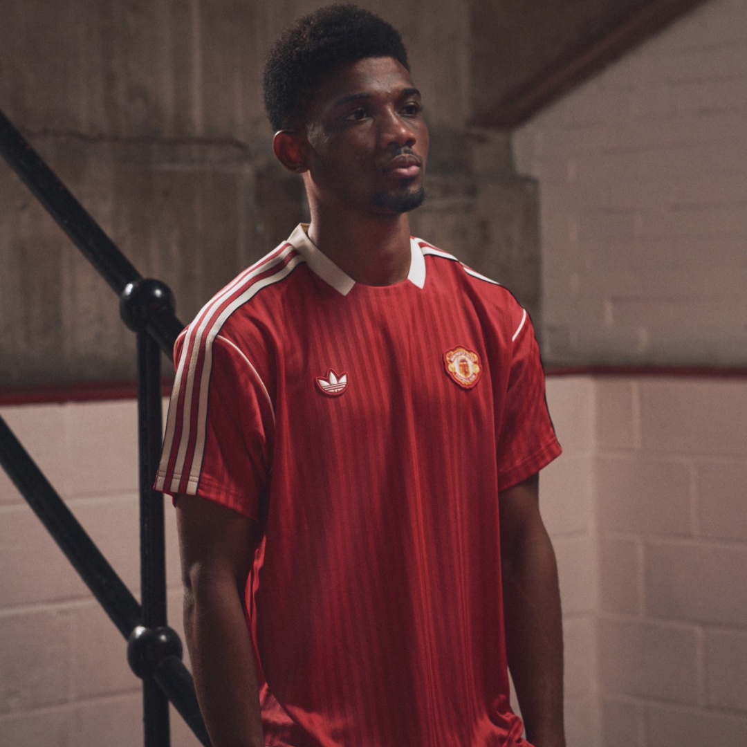 Manchester United Terrace Icons Jersey