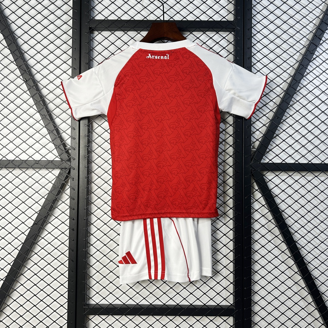 Kid's Arsenal Home Kit 2025/26