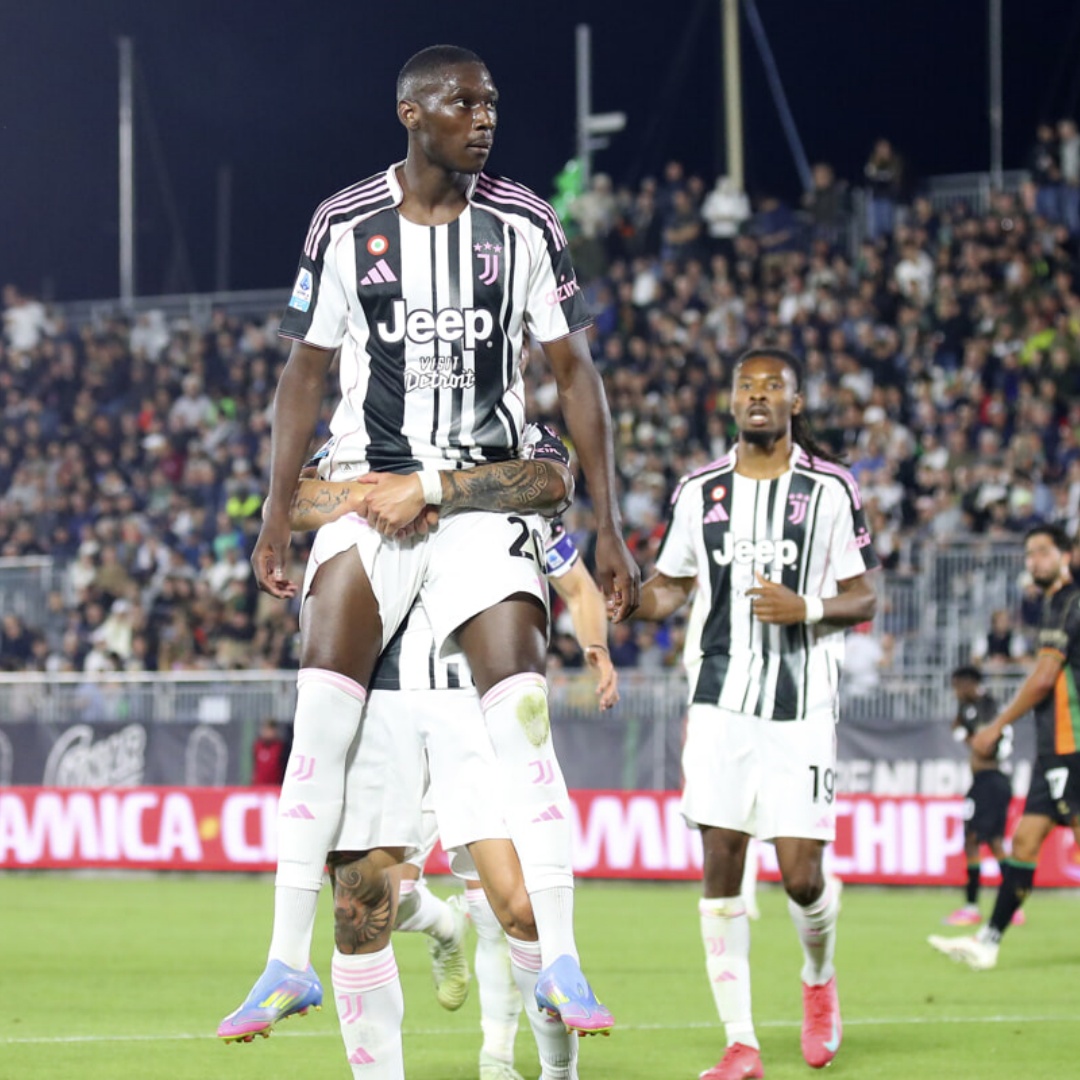 Juventus Home Jersey 2025/26