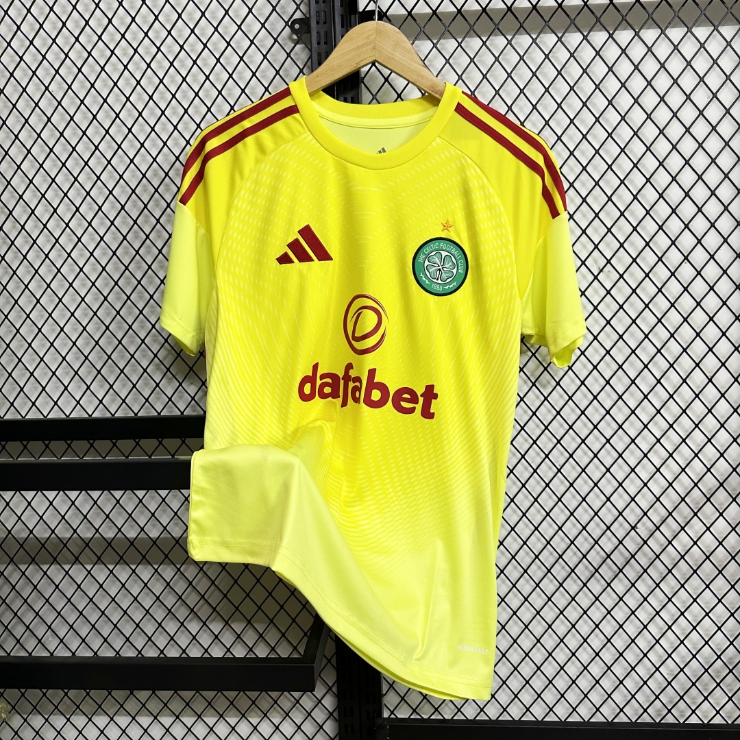 Celtic Goalkeeper Jersey 2025/26