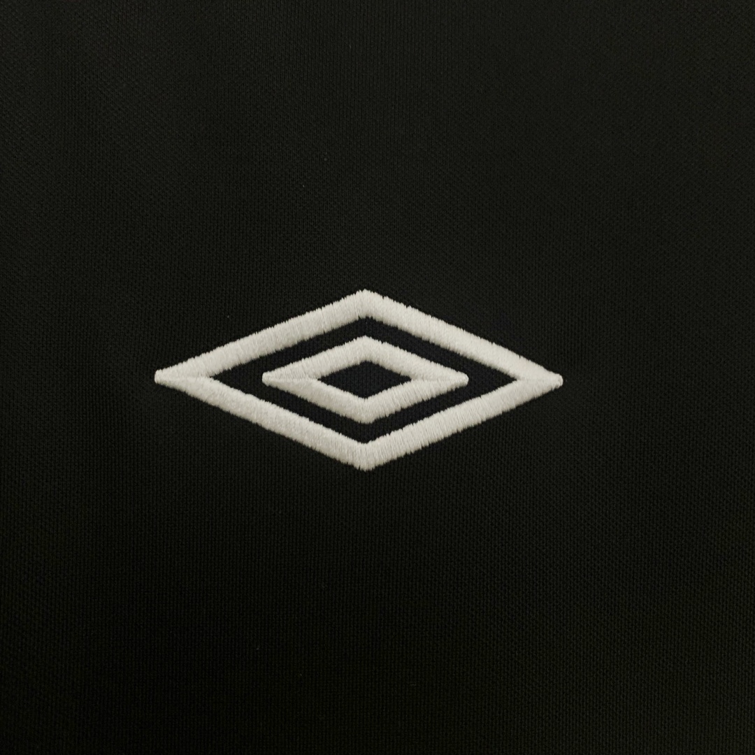 Retro Colo Colo Away Jersey 2011