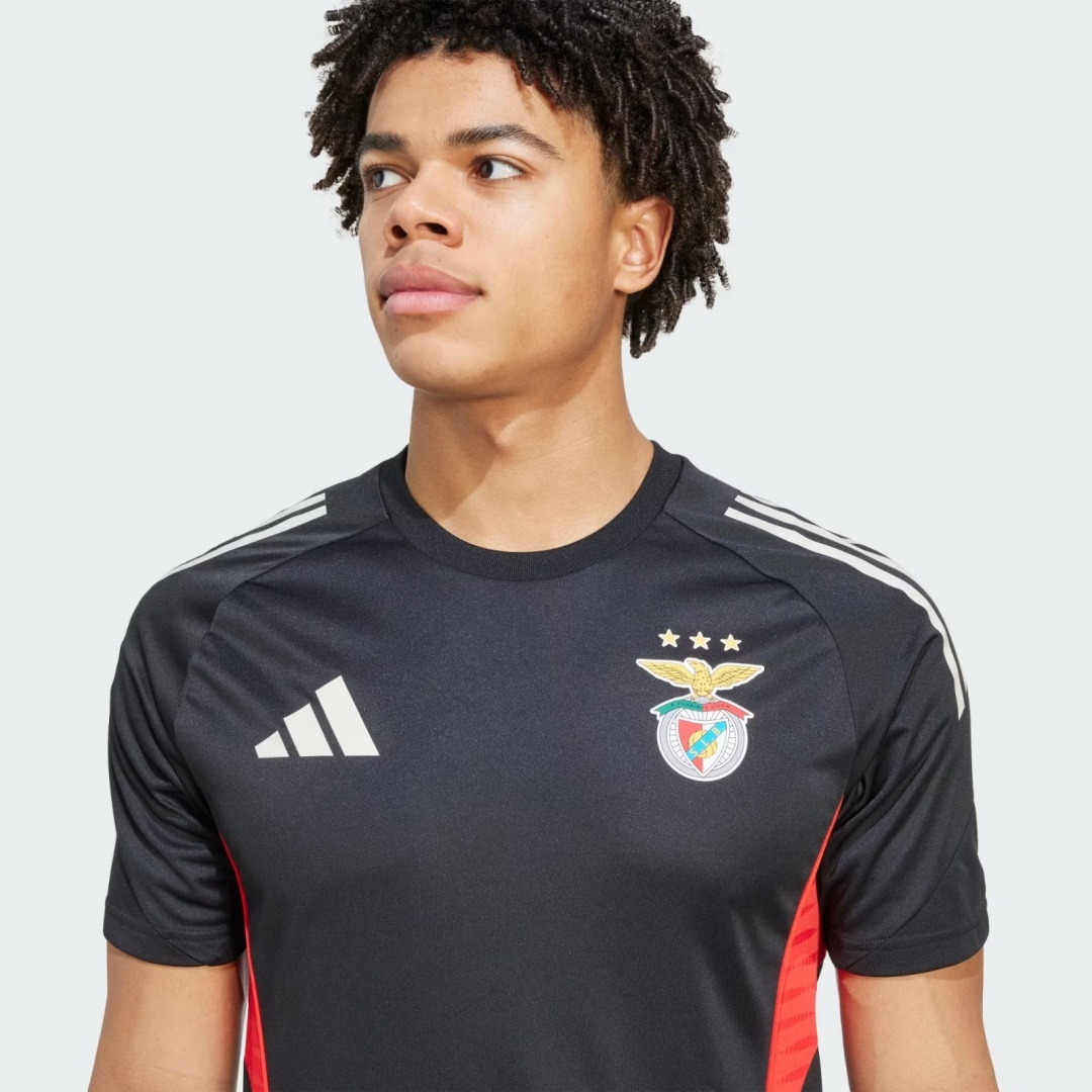 Benfica Training Jersey 2025/26