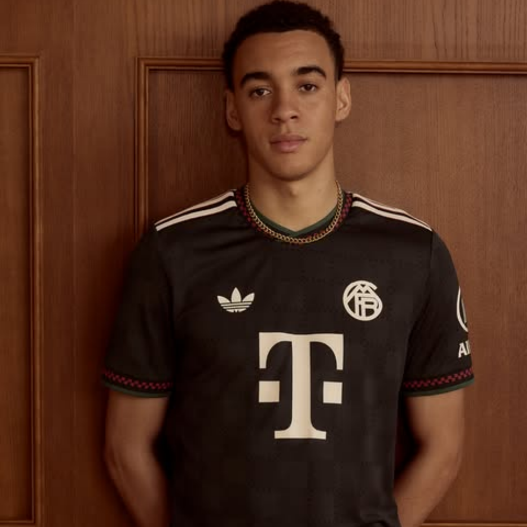 Bayern Munich Oktoberfest Third Jersey 2025/26