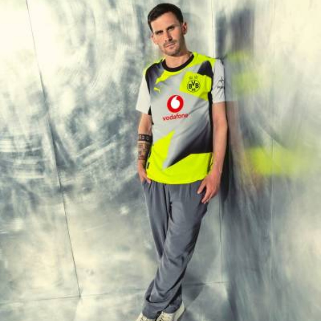 Borussia Dortmund Away Jersey 2025/26