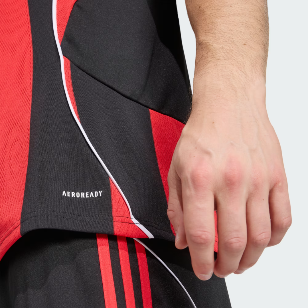 Eintracht Frankfurt Home Jersey 2025/26